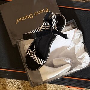 Pierre Dumas Zebra Striped Sandals
